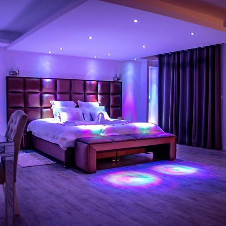 Spalace 쿠인시 외부 사진