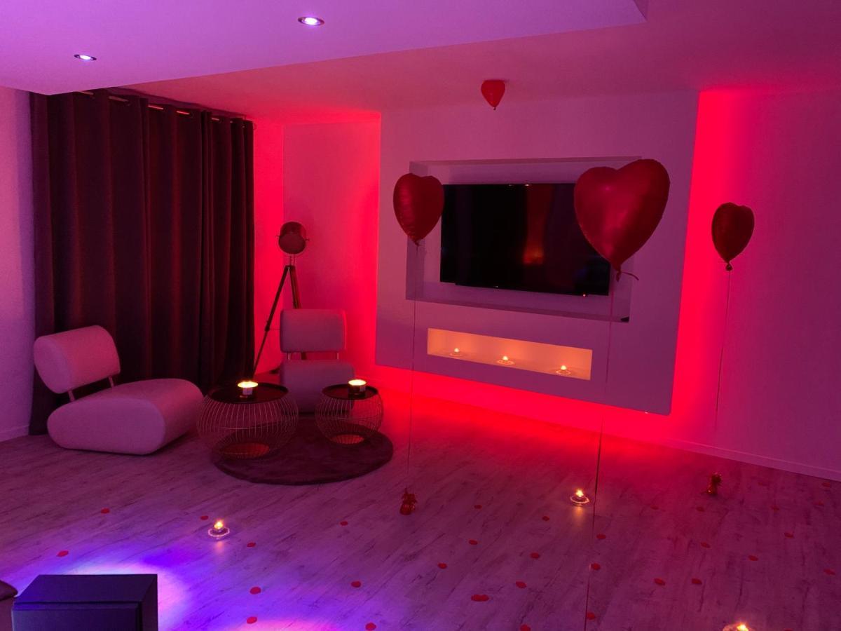 Spalace 쿠인시 외부 사진