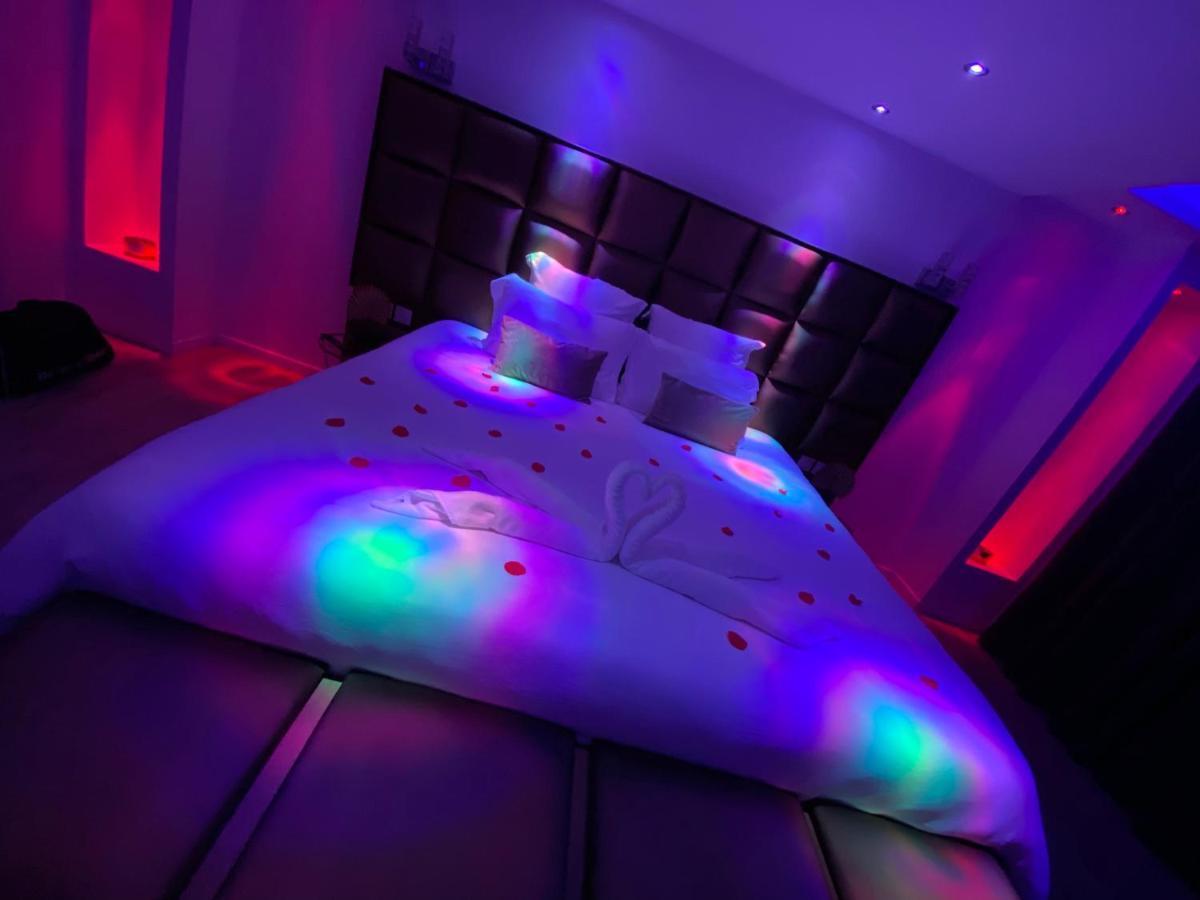 Spalace 쿠인시 외부 사진